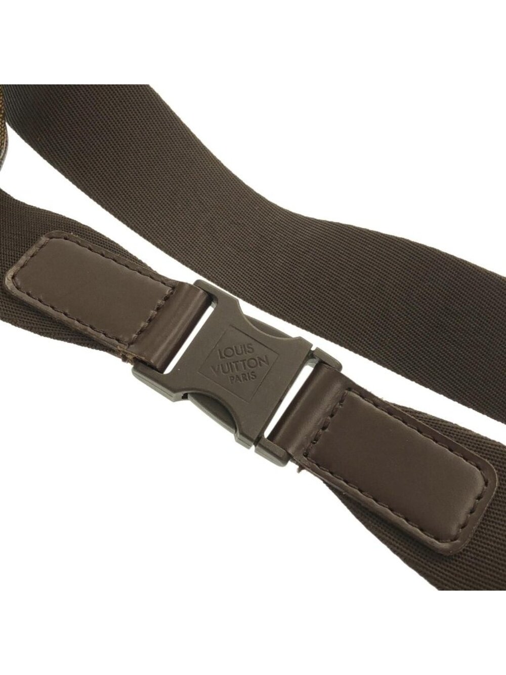 Louis Vuitton Damier Bum Bag Melville - Picture 7 of 9